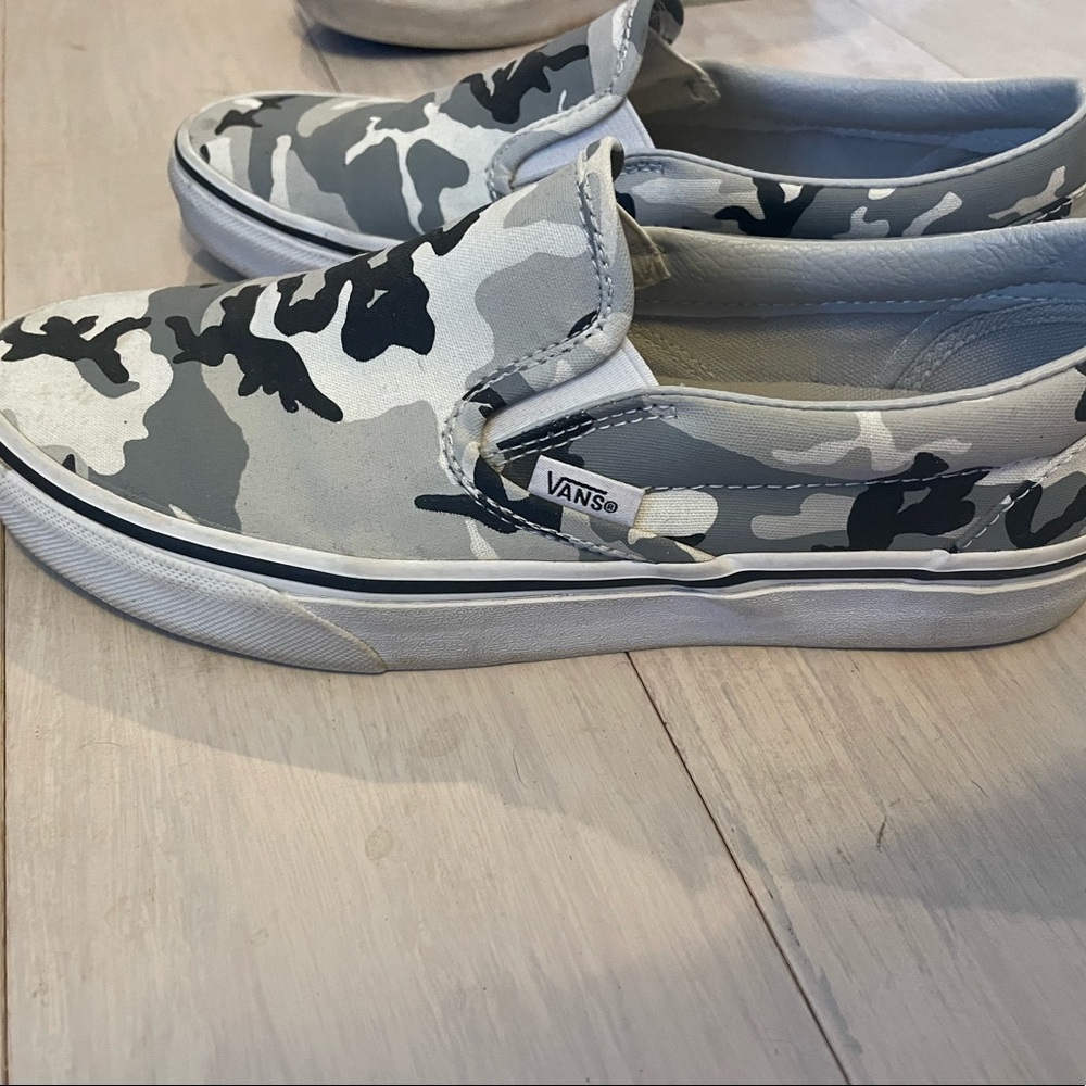 Gray Black Camo Vans Size 8